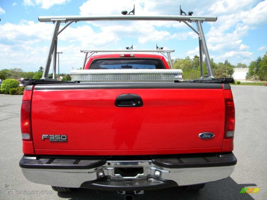 2000 F350 Super Duty XLT Regular Cab 4x4 - Red / Medium Graphite photo #16