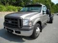 2005 Arizona Beige Metallic Ford F350 Super Duty XL Regular Cab Chassis  photo #4