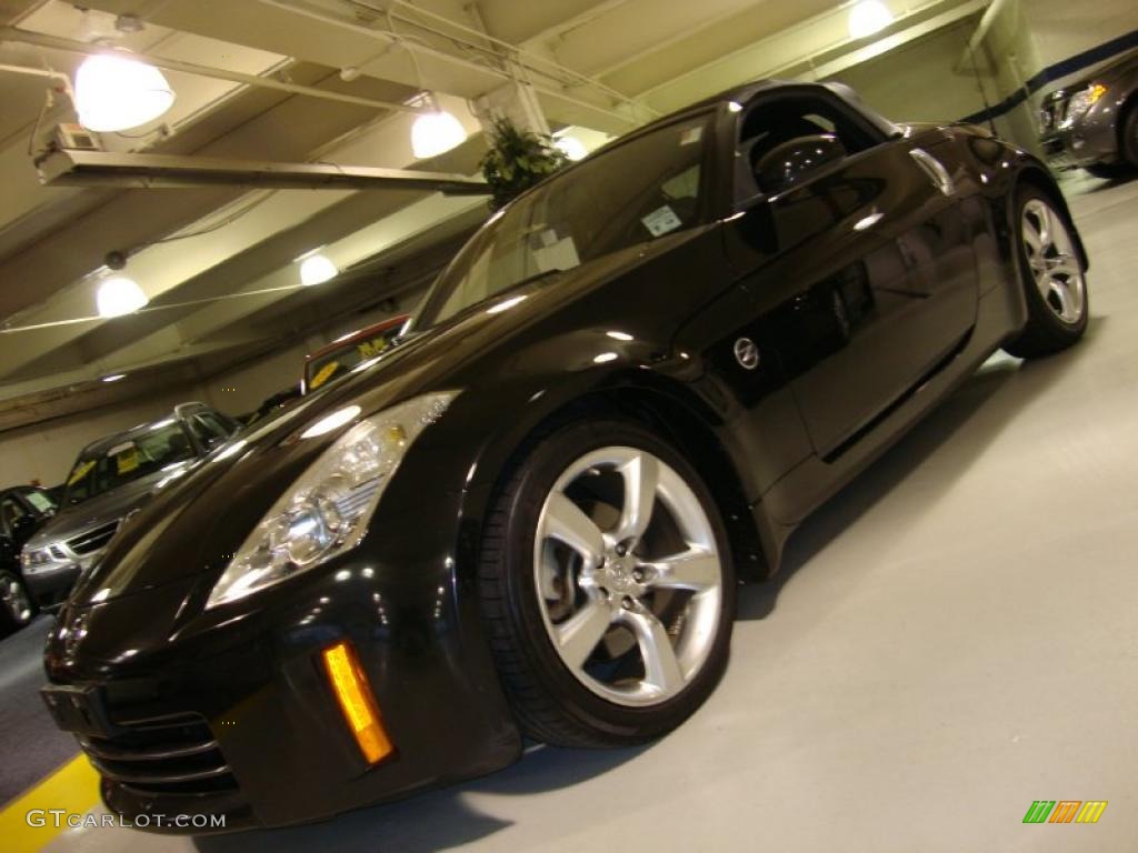 2006 350Z Touring Roadster - Magnetic Black Pearl / Charcoal Leather photo #1
