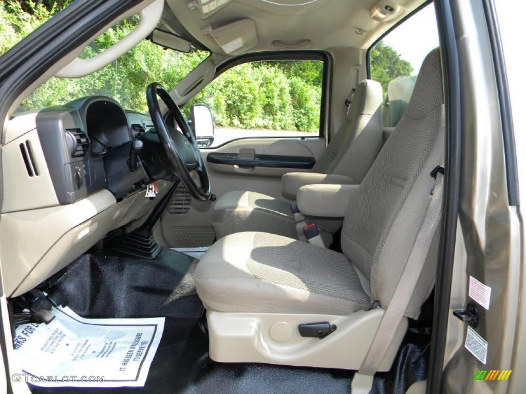 Tan Interior 2005 Ford F350 Super Duty XL Regular Cab Chassis Photo #40645146