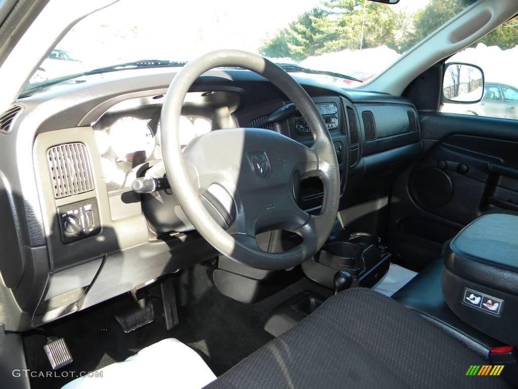 2002 Ram 1500 ST Quad Cab 4x4 - Black / Dark Slate Gray photo #31