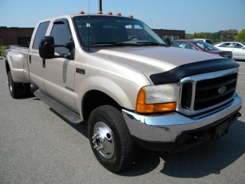 1999 Ford F350 Super Duty XLT Crew Cab 4x4 Dually Data, Info and Specs