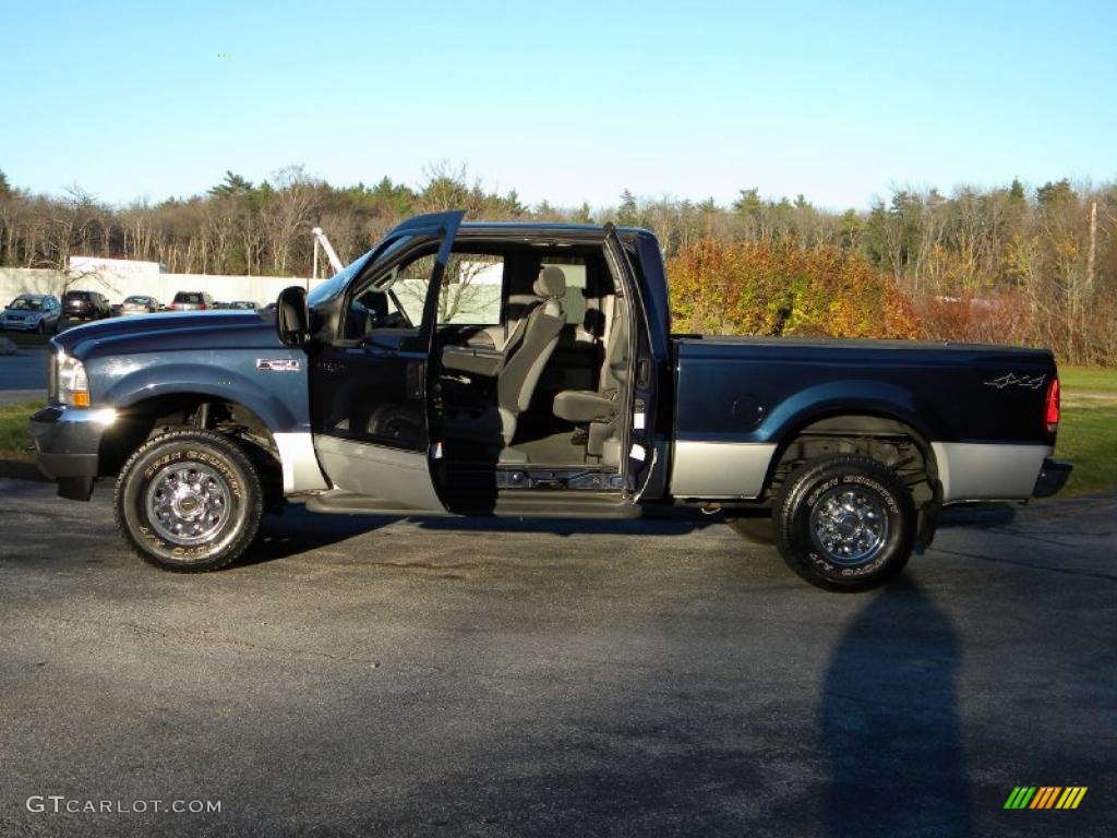 2002 F250 Super Duty XLT SuperCab 4x4 - True Blue Metallic / Medium Flint photo #28