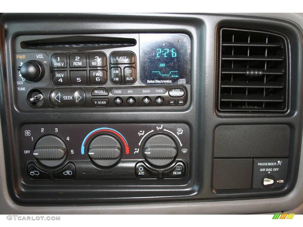 2000 Chevrolet Silverado 2500 LT Extended Cab 4x4 Controls Photos