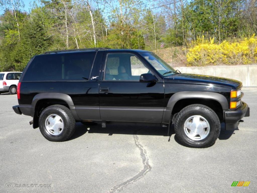 1997 Tahoe LT 4x4 - Black / Pewter photo #11