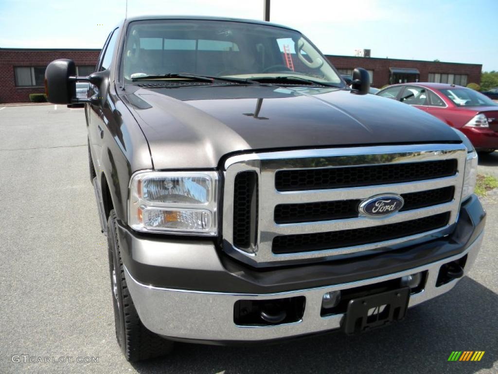 2005 F350 Super Duty Lariat SuperCab 4x4 - Dark Stone Metallic / Tan photo #14