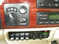 Tan Controls Photo for 2005 Ford F350 Super Duty #40650919