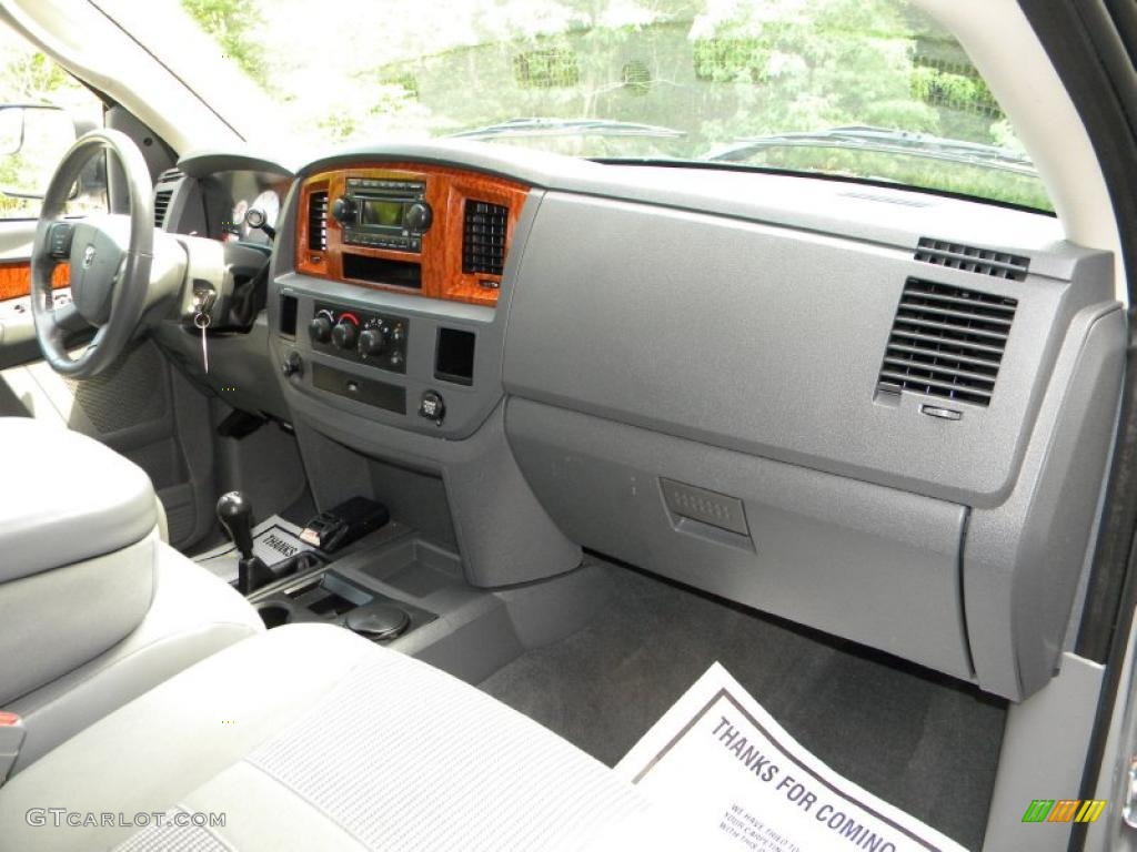 2006 Dodge Ram 2500 Thunderroad Quad Cab 4x4 Medium Slate Gray Dashboard Photo #40651599