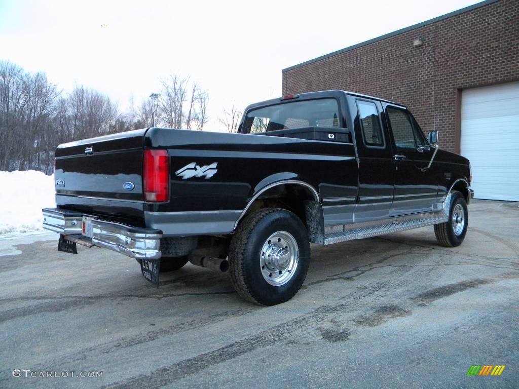 1997 F250 XLT Extended Cab 4x4 - Black / Medium Graphite photo #7