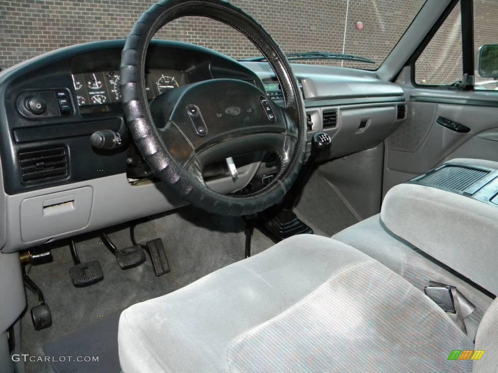 1997 F250 XLT Extended Cab 4x4 - Black / Medium Graphite photo #20
