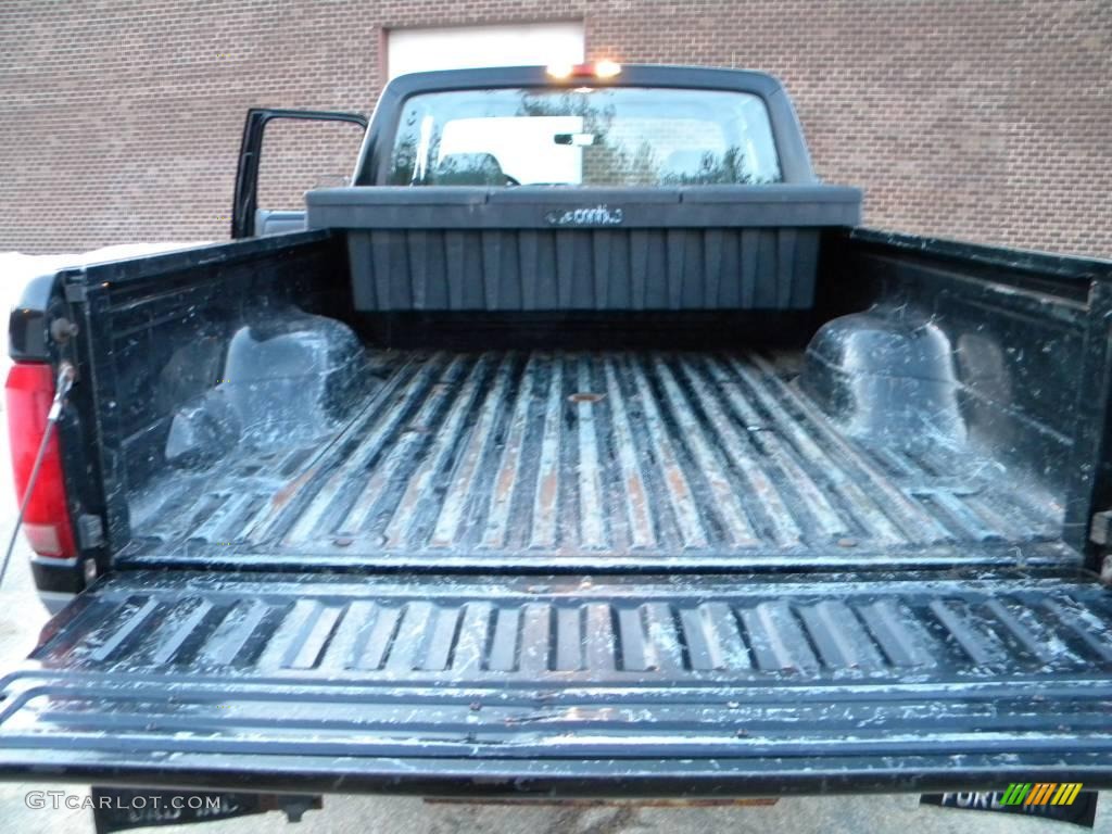 1997 F250 XLT Extended Cab 4x4 - Black / Medium Graphite photo #45