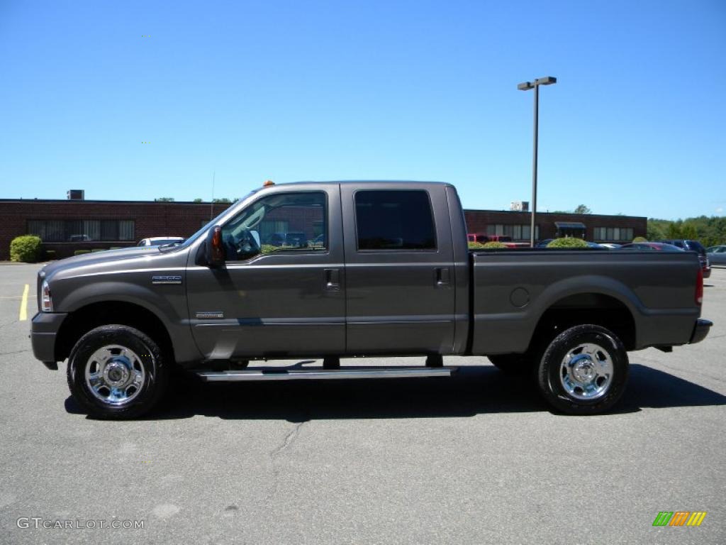 2005 F350 Super Duty XLT Crew Cab 4x4 - Dark Shadow Grey Metallic / Black photo #20