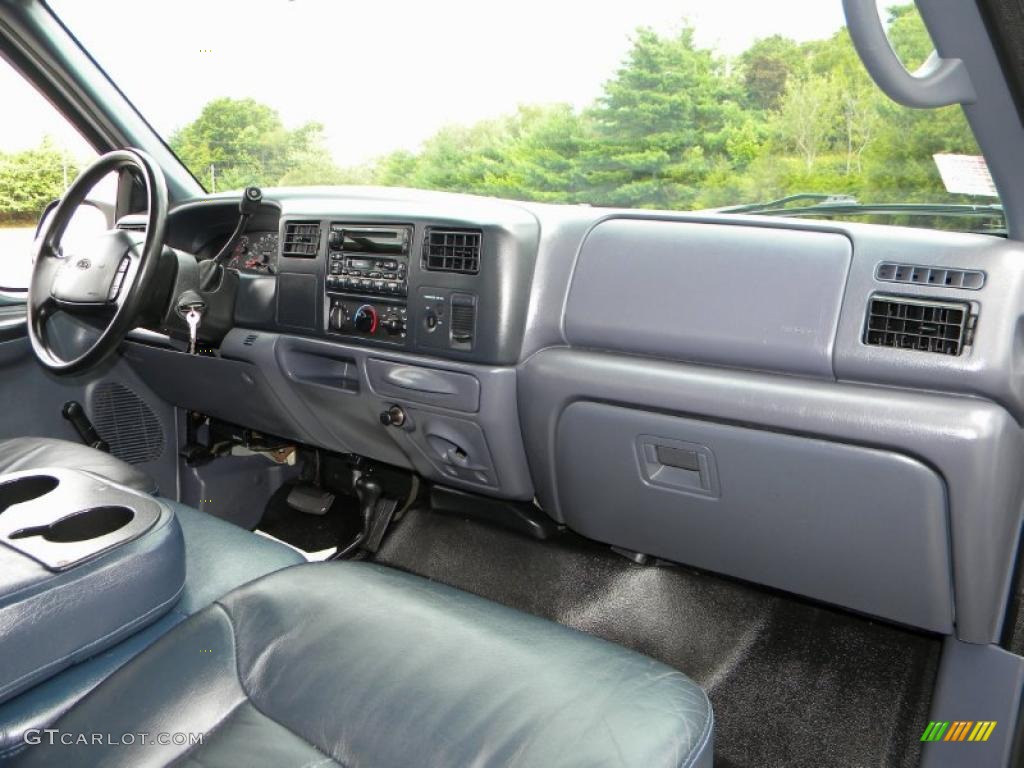 Dark Denim Blue Interior 2001 Ford F250 Super Duty XL SuperCab 4x4 Photo #40653591