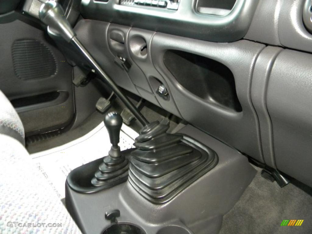2000 Ram 2500 SLT Regular Cab 4x4 - Light Driftwood Satin Glow / Mist Gray photo #43