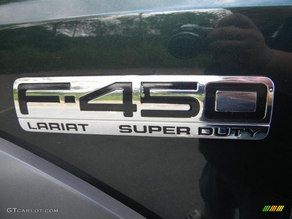 2005 Ford F450 Super Duty Lariat Crew Cab 4x4 Chassis Marks and Logos Photo #40655643