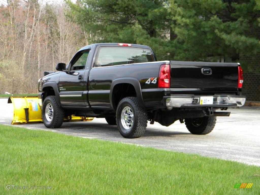 2003 Silverado 2500HD LS Regular Cab 4x4 - Black / Dark Charcoal photo #7