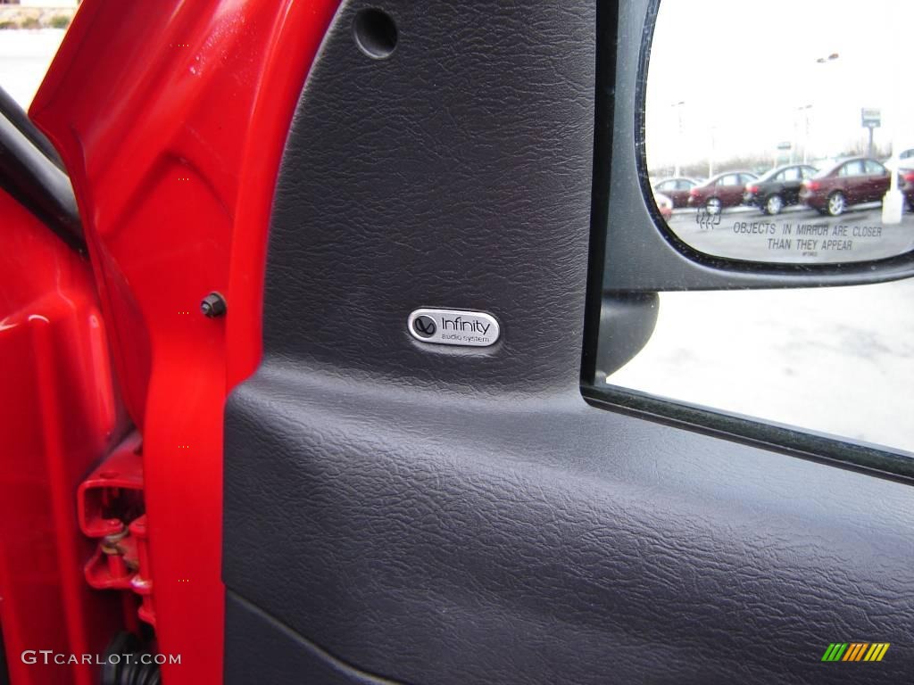2004 Ram 1500 SLT Quad Cab - Flame Red / Dark Slate Gray photo #13