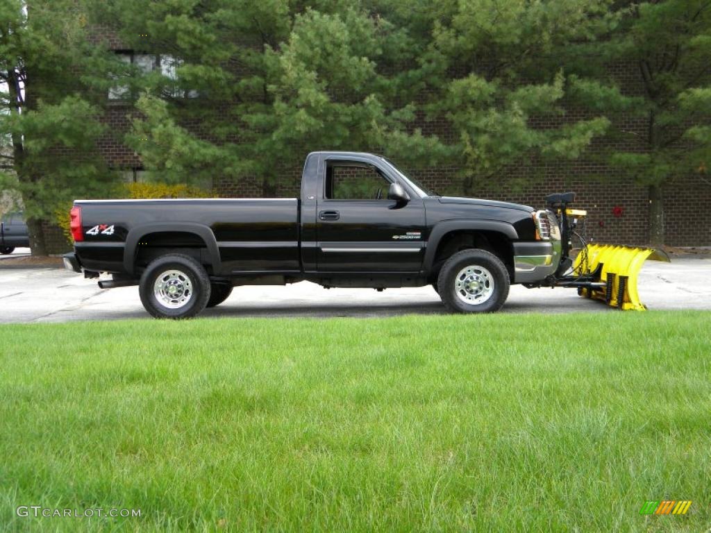 2003 Silverado 2500HD LS Regular Cab 4x4 - Black / Dark Charcoal photo #12