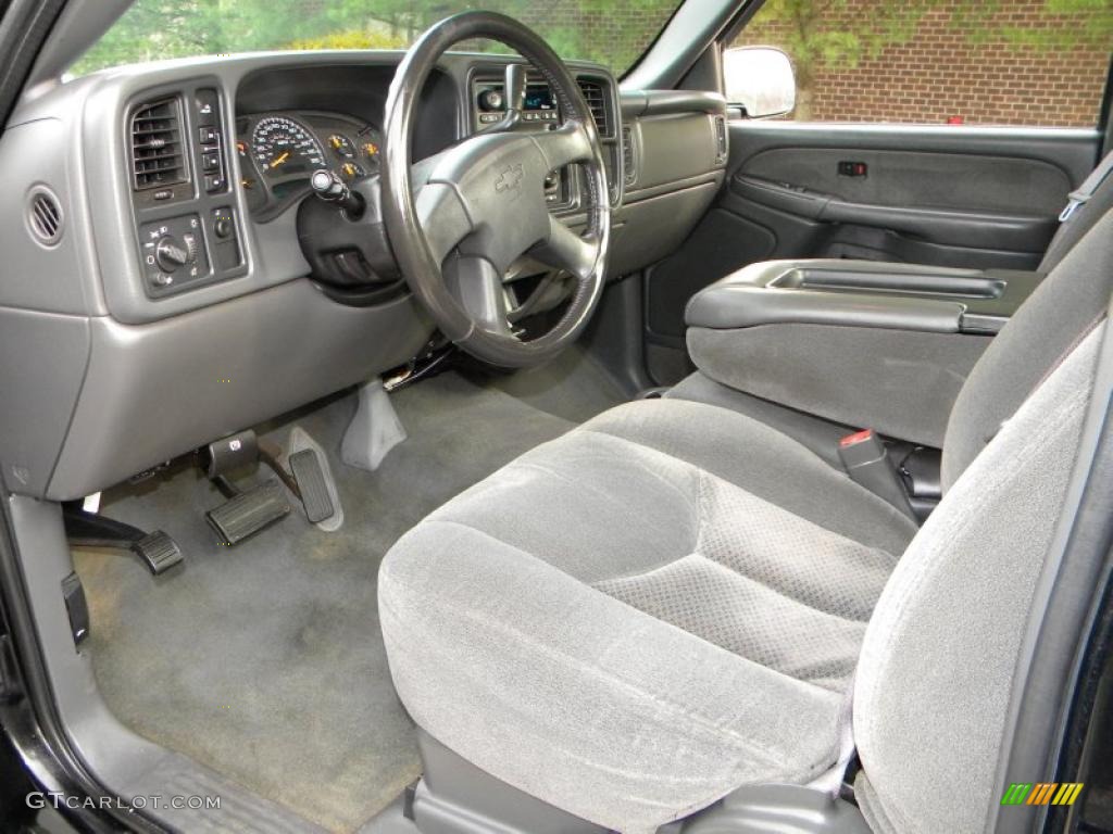 2003 Silverado 2500HD LS Regular Cab 4x4 - Black / Dark Charcoal photo #20