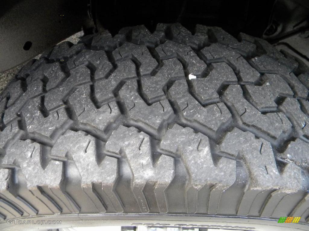 2003 Silverado 2500HD LS Regular Cab 4x4 - Black / Dark Charcoal photo #35