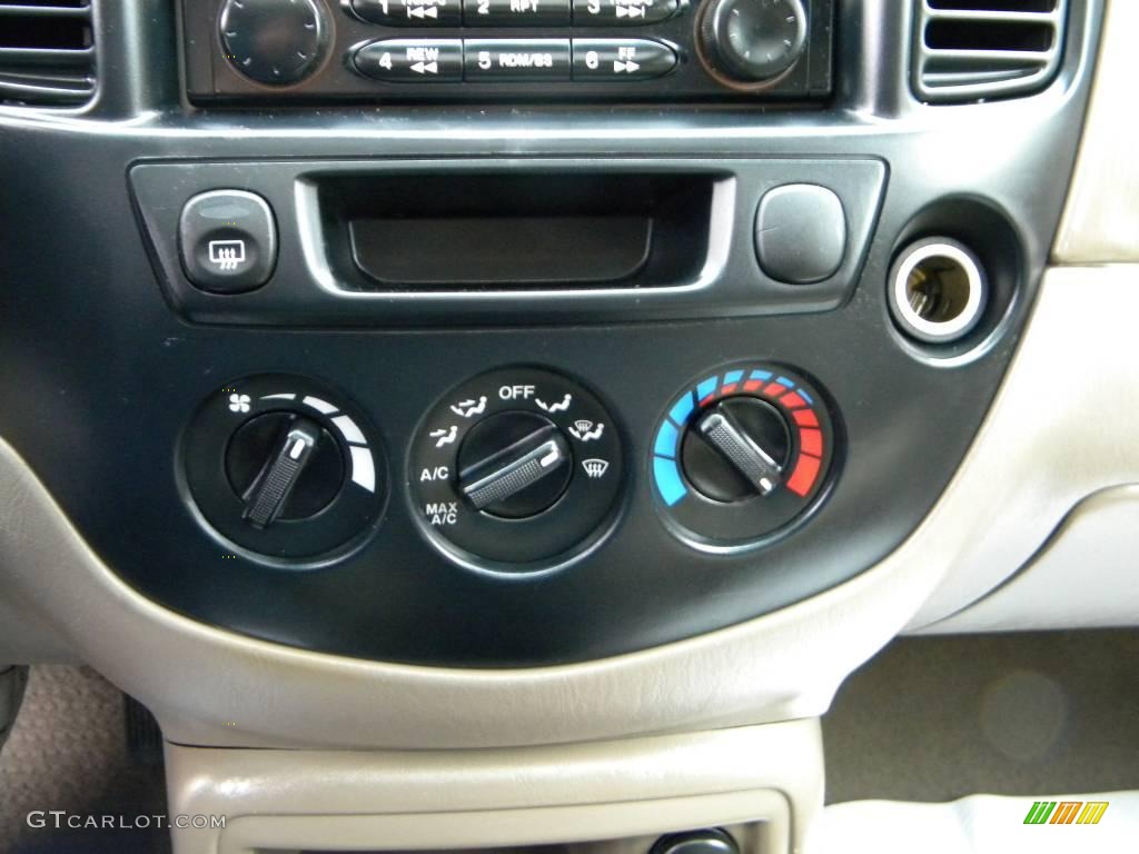 2001 Mazda Tribute LX V6 Controls Photos