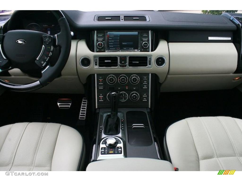 2011 Land Rover Range Rover Supercharged Ivory/Jet Black Dashboard Photo #40660837