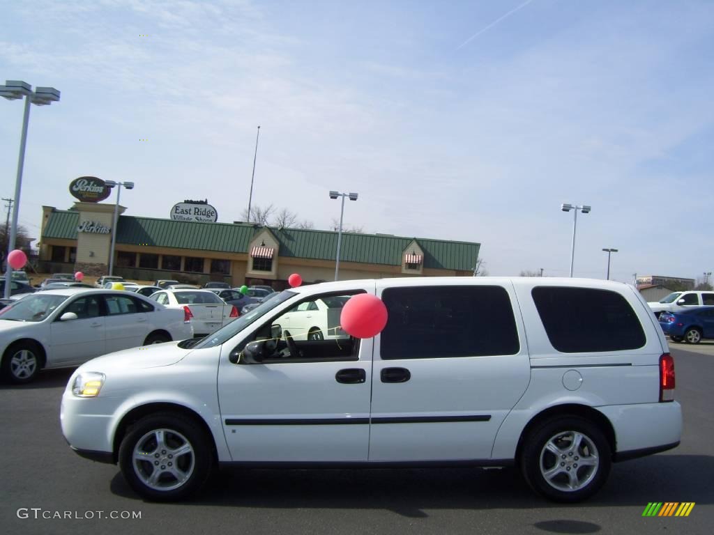2008 Uplander LS - Summit White / Medium Gray photo #2