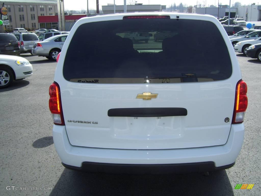 2008 Uplander LS - Summit White / Medium Gray photo #4