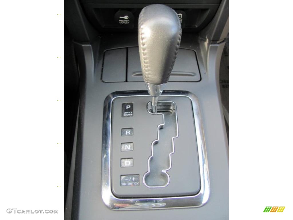 2005 Chrysler Pacifica AWD Transmission Photos