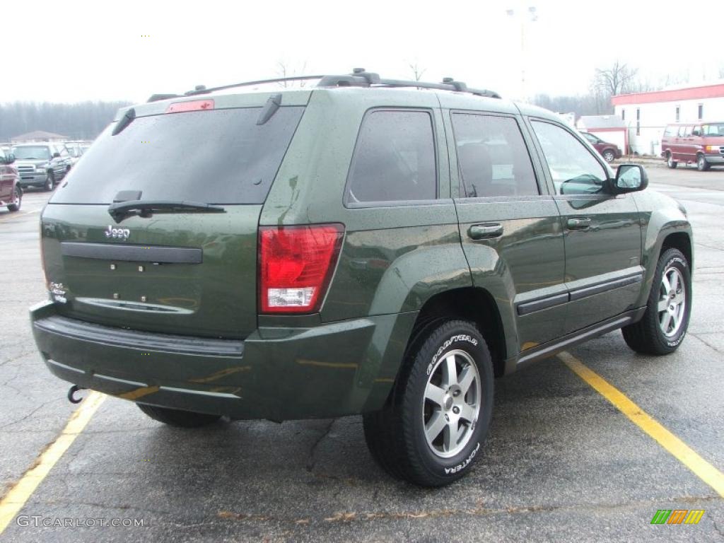 2008 Grand Cherokee Laredo 4x4 - Jeep Green Metallic / Dark Slate Gray/Light Graystone photo #6