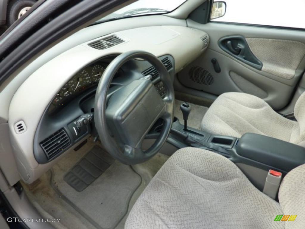 Neutral Interior 2001 Chevrolet Cavalier LS Sedan Photo #40664991