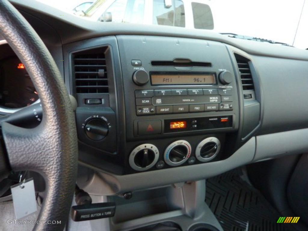2010 Toyota Tacoma Regular Cab 4x4 Controls Photo #40666243