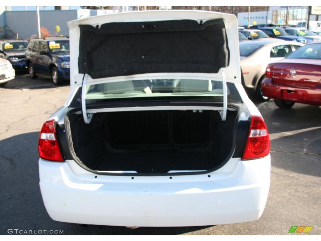 2007 Malibu LT Sedan - White / Titanium Gray photo #7