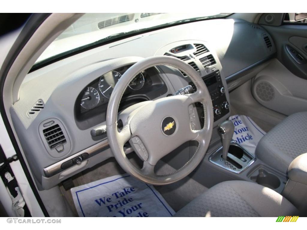 2007 Malibu LT Sedan - White / Titanium Gray photo #11