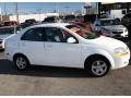 Summit White - Aveo LS Sedan Photo No. 4