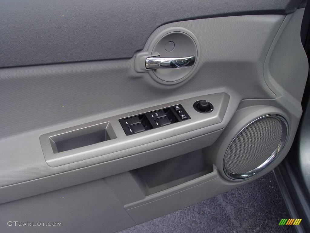 2008 Avenger SXT - Silver Steel Metallic / Dark Slate Gray/Light Slate Gray photo #13