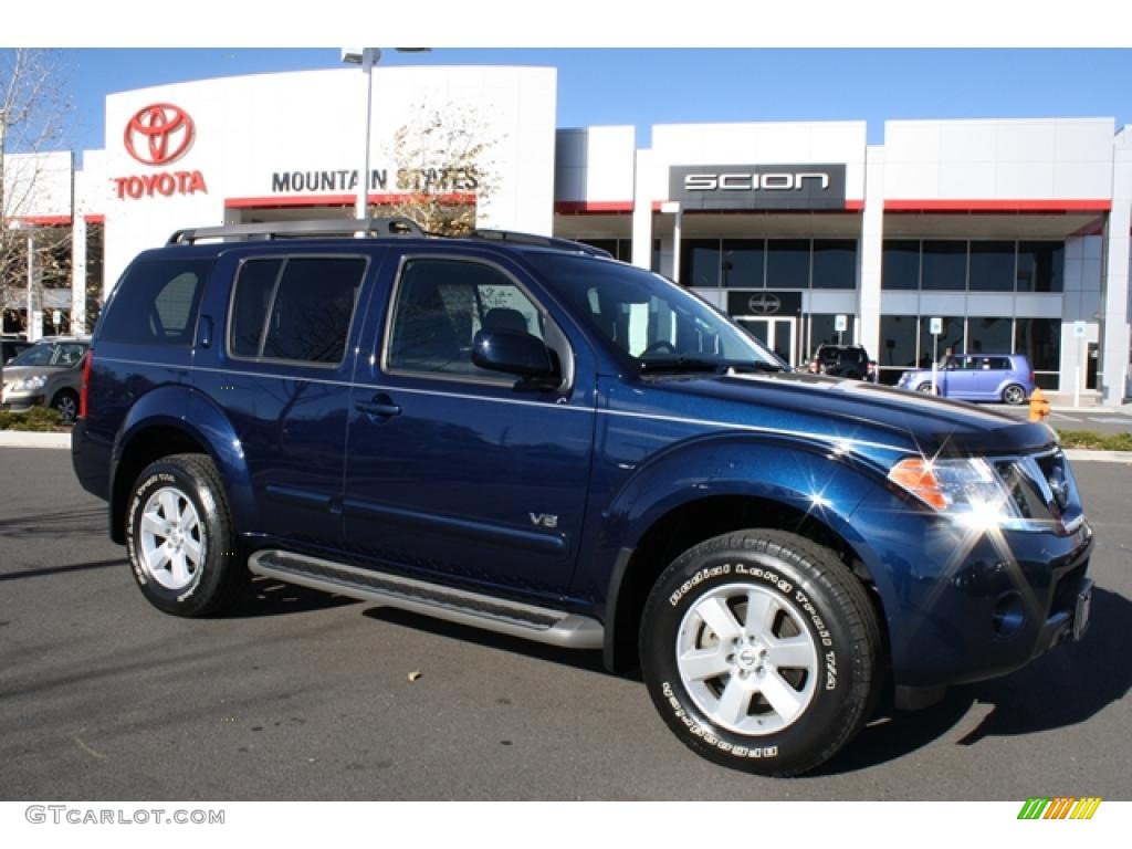 Majestic Blue Nissan Pathfinder Se V X Photo