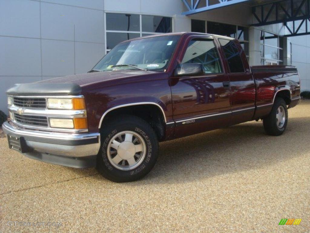 1999 Silverado 1500 LS Extended Cab - Dark Carmine Red Metallic / Graphite photo #2