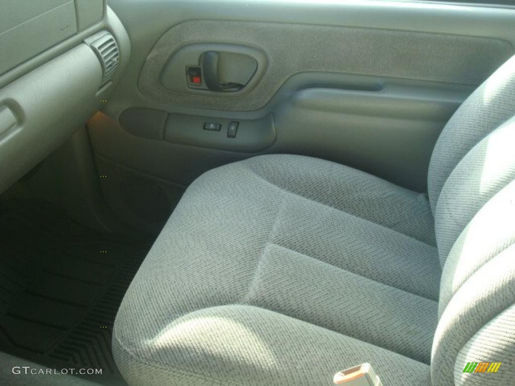 1999 Silverado 1500 LS Extended Cab - Dark Carmine Red Metallic / Graphite photo #15