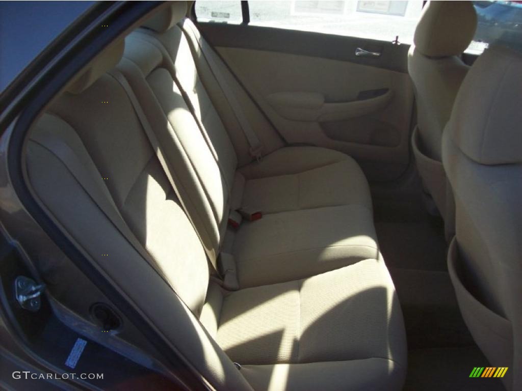 2007 Accord LX V6 Sedan - Carbon Bronze Pearl / Ivory photo #14