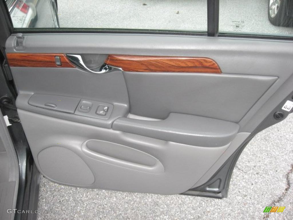 2004 Cadillac DeVille Sedan Dark Gray Door Panel Photo #40676606