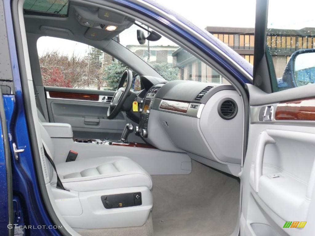 Kristal Grey Interior 2006 Volkswagen Touareg V6 Photo #40677926
