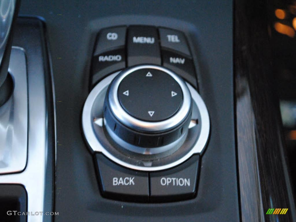 2010 BMW X5 xDrive35d Controls Photo #40678042