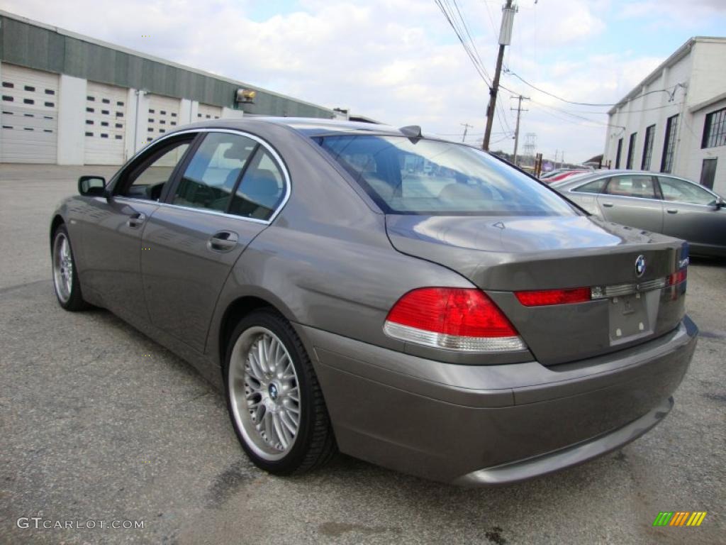 2003 7 Series 745i Sedan - Sterling Grey Metallic / Basalt Grey/Flannel Grey photo #10