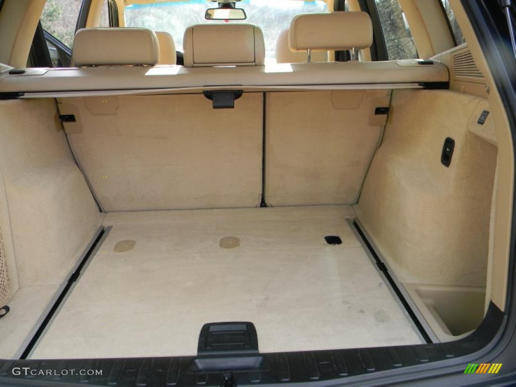 2007 BMW X3 3.0si Trunk Photo #40680134