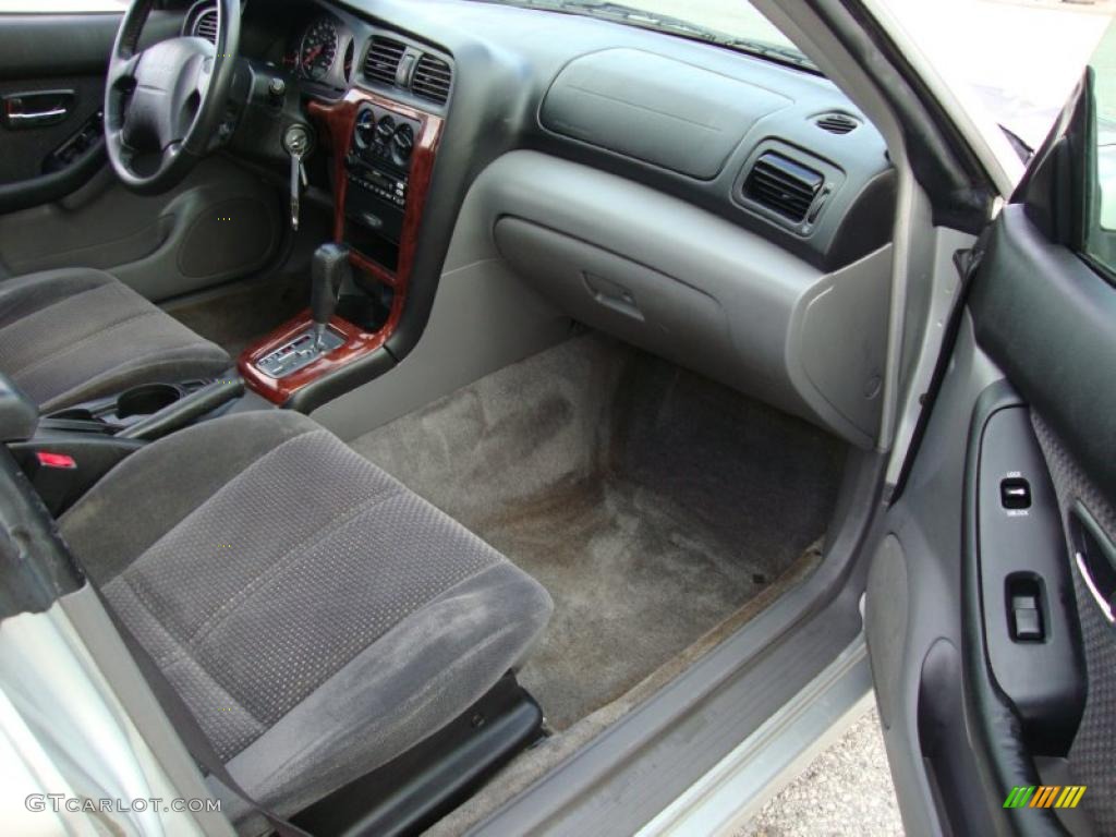 Gray Moquette Interior 2004 Subaru Legacy L Wagon Photo