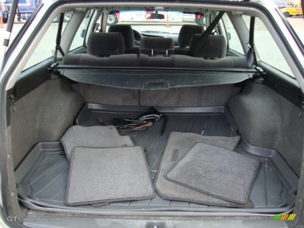 2004 Subaru Legacy L Wagon Trunk Photos