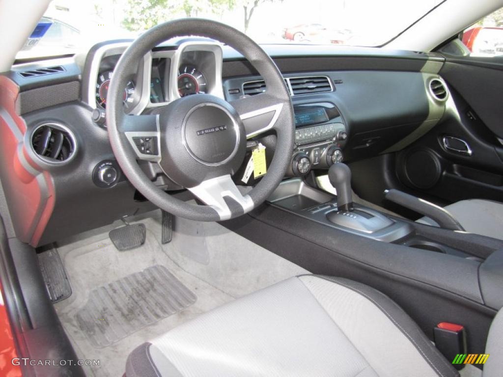 Gray Interior 2010 Chevrolet Camaro LT Coupe Photo #40683150