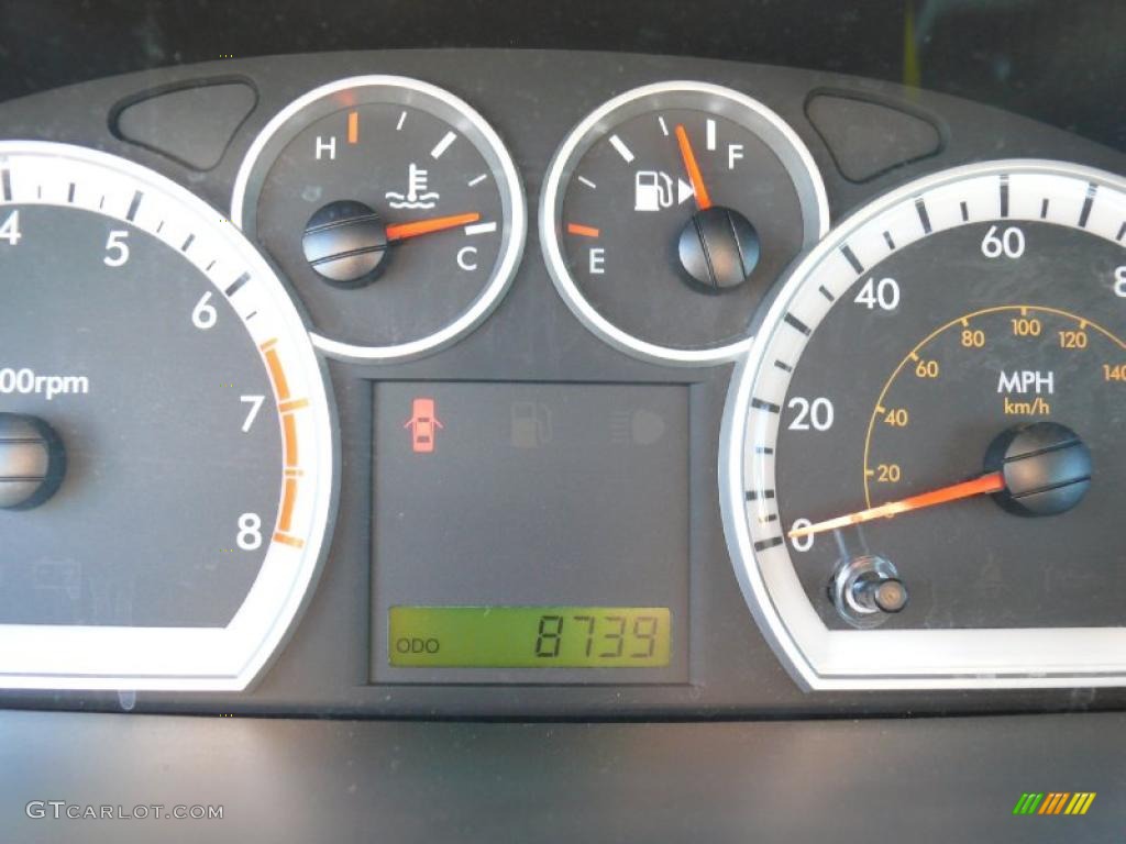 2010 Aveo LT Sedan - Sport Red / Charcoal photo #11