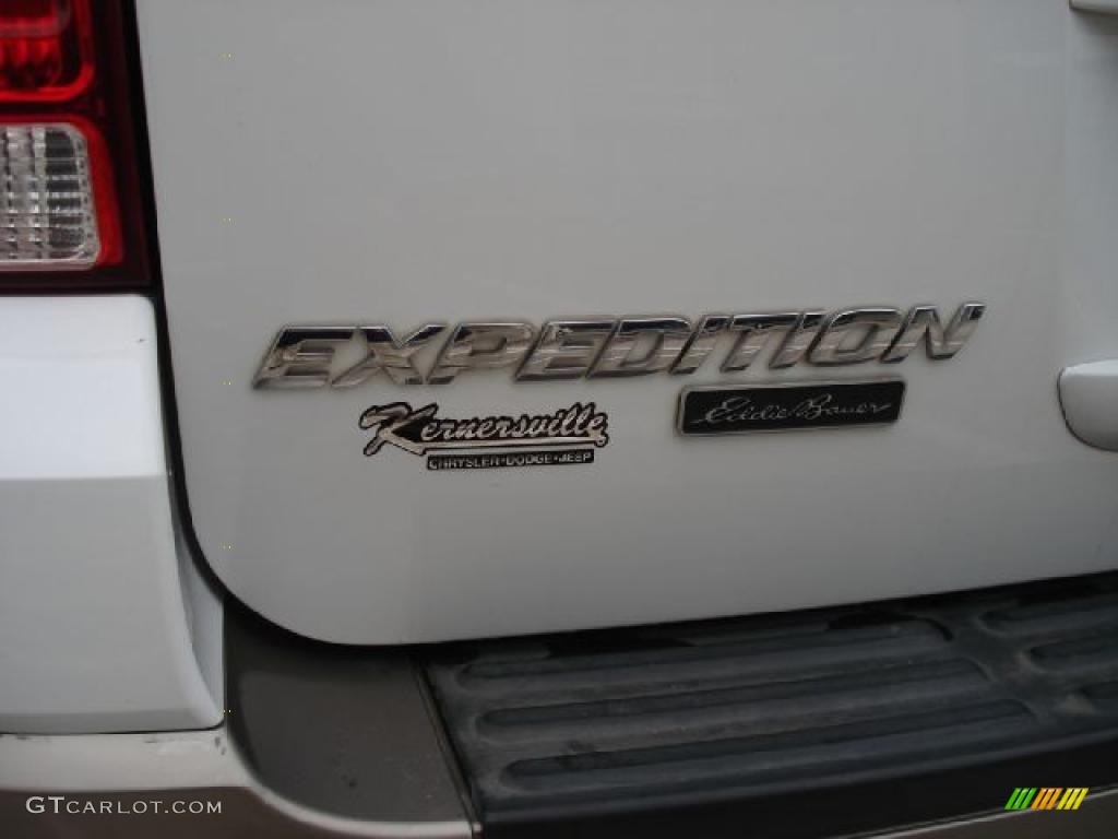 2003 Expedition Eddie Bauer - Oxford White / Medium Parchment photo #35